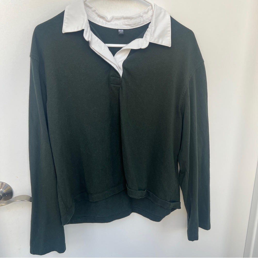 Uniqlo Dark Green Crew Sweater with White Layered Collar